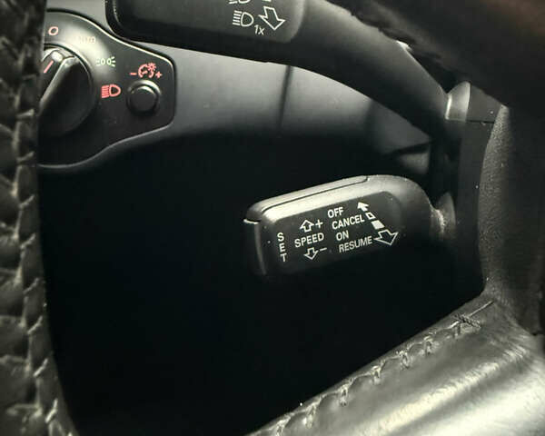 Черный Ауди А4, объемом двигателя 2 л и пробегом 254 тыс. км за 8900 $, фото 13 на Automoto.ua