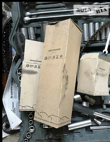 Чорний Ауді А4, об'ємом двигуна 2 л та пробігом 265 тис. км за 9400 $, фото 12 на Automoto.ua