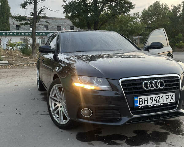 Черный Ауди А4, объемом двигателя 1.98 л и пробегом 181 тыс. км за 10500 $, фото 3 на Automoto.ua