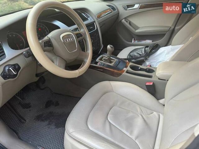 Чорний Ауді А4, об'ємом двигуна 2 л та пробігом 140 тис. км за 12500 $, фото 14 на Automoto.ua