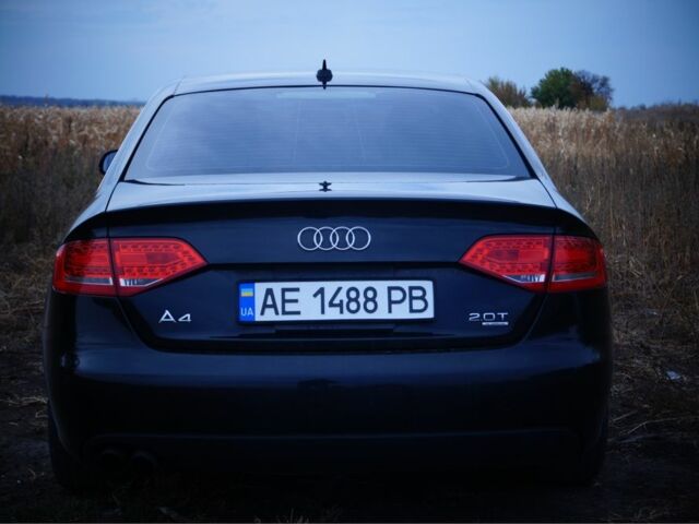 Черный Ауди А4, объемом двигателя 2 л и пробегом 305 тыс. км за 12000 $, фото 2 на Automoto.ua