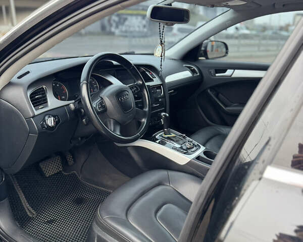 Чорний Ауді А4, об'ємом двигуна 1.98 л та пробігом 245 тис. км за 10400 $, фото 19 на Automoto.ua