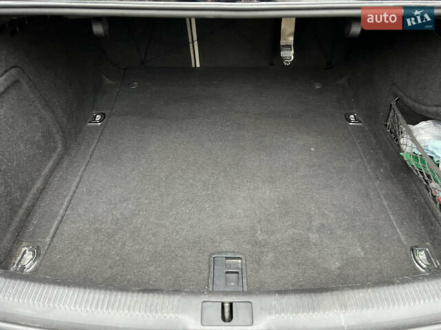 Черный Ауди А4, объемом двигателя 1.97 л и пробегом 270 тыс. км за 10200 $, фото 14 на Automoto.ua