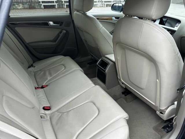 Черный Ауди А4, объемом двигателя 2 л и пробегом 247 тыс. км за 8900 $, фото 12 на Automoto.ua