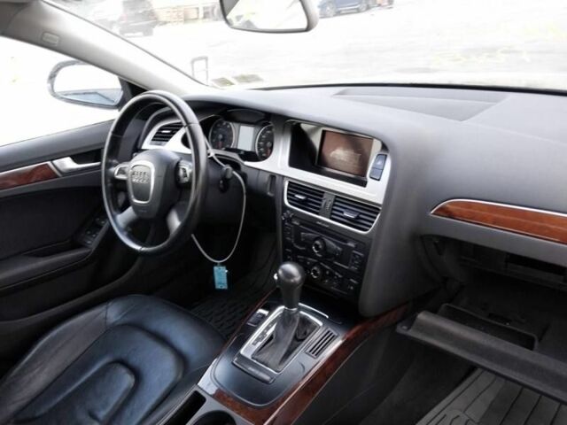 Черный Ауди А4, объемом двигателя 2 л и пробегом 250 тыс. км за 11500 $, фото 7 на Automoto.ua
