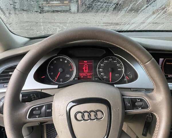 Черный Ауди А4, объемом двигателя 1.98 л и пробегом 181 тыс. км за 10500 $, фото 12 на Automoto.ua