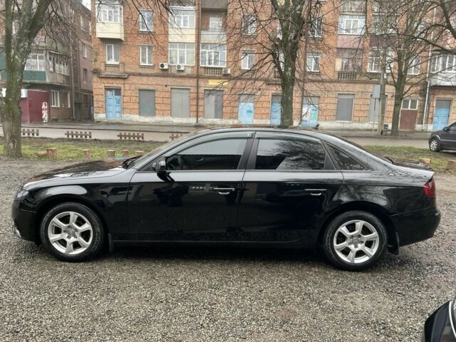 Черный Ауди А4, объемом двигателя 2 л и пробегом 270 тыс. км за 10200 $, фото 6 на Automoto.ua