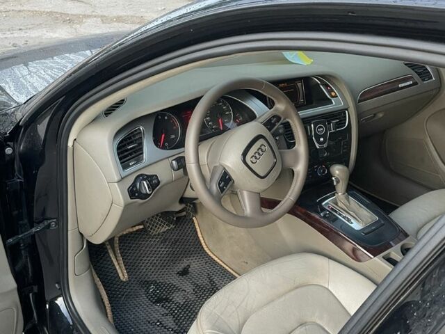 Чорний Ауді А4, об'ємом двигуна 2 л та пробігом 178 тис. км за 10999 $, фото 5 на Automoto.ua