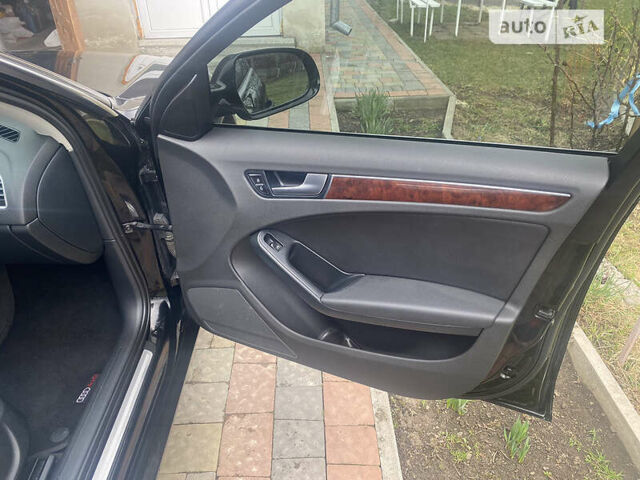 Чорний Ауді А4, об'ємом двигуна 2 л та пробігом 265 тис. км за 9400 $, фото 16 на Automoto.ua