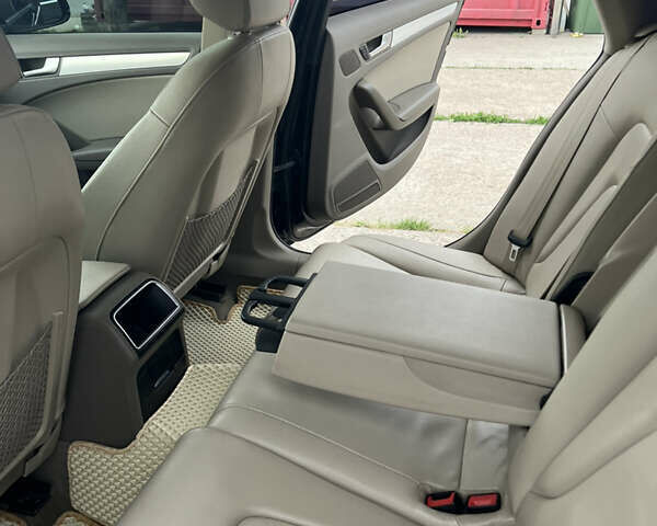 Чорний Ауді А4, об'ємом двигуна 1.98 л та пробігом 222 тис. км за 10500 $, фото 19 на Automoto.ua