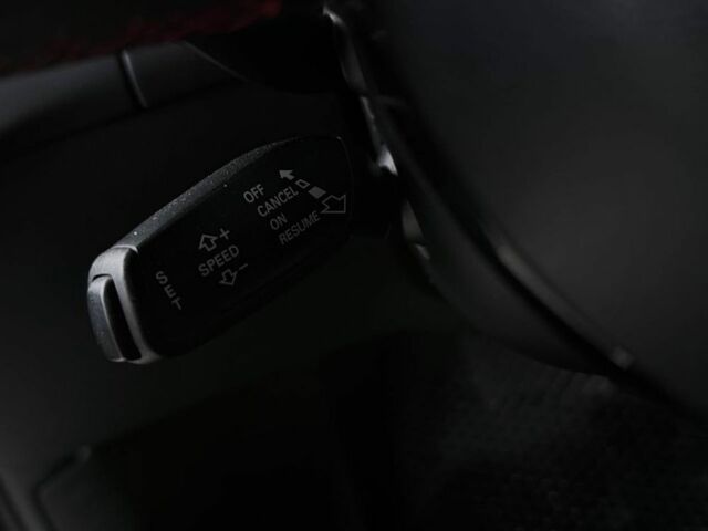 Чорний Ауді А4, об'ємом двигуна 1.8 л та пробігом 284 тис. км за 9200 $, фото 16 на Automoto.ua