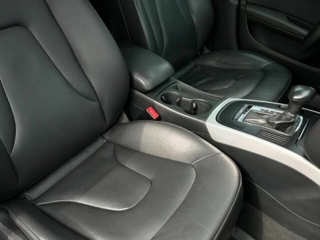 Черный Ауди А4, объемом двигателя 2 л и пробегом 161 тыс. км за 12000 $, фото 16 на Automoto.ua