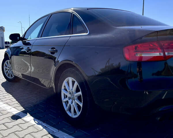 Черный Ауди А4, объемом двигателя 1.97 л и пробегом 307 тыс. км за 10999 $, фото 8 на Automoto.ua