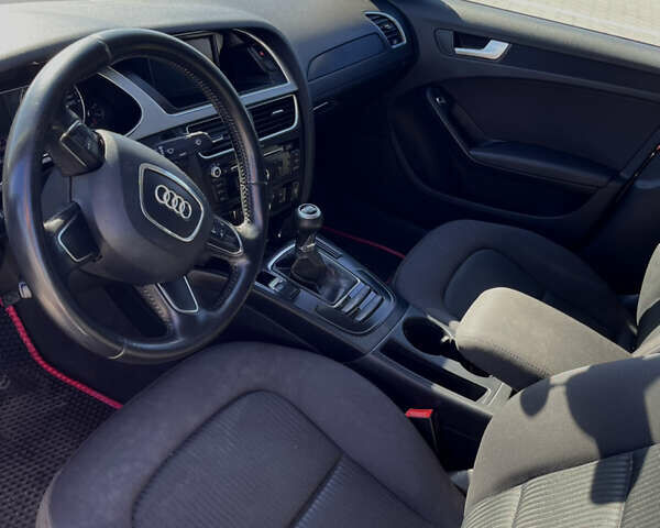 Черный Ауди А4, объемом двигателя 1.97 л и пробегом 307 тыс. км за 10999 $, фото 10 на Automoto.ua