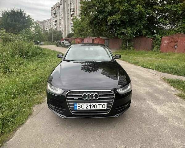 Ауди А4 2012 в Львове на Automoto.ua Черный Ауди А4, объемом двигателя 1.98 л и пробегом 250 тыс. км за 11050 $, фото 1 на Automoto.ua