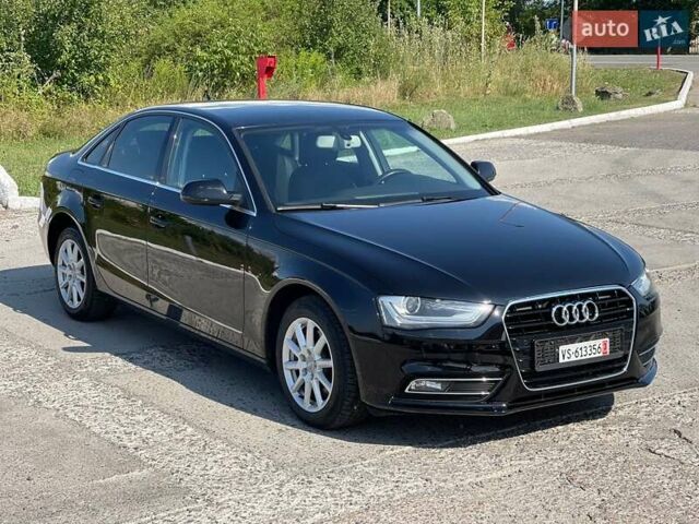 Ауді А4 2012 у Ужгороді на Automoto.ua Чорний Ауді А4, об'ємом двигуна 1.97 л та пробігом 307 тис. км за 12400 $, фото 2 на Automoto.ua