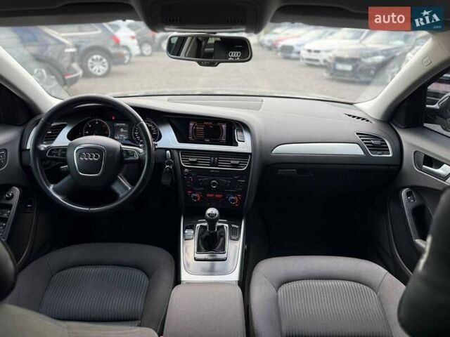 Чорний Ауді А4, об'ємом двигуна 1.97 л та пробігом 257 тис. км за 13000 $, фото 18 на Automoto.ua