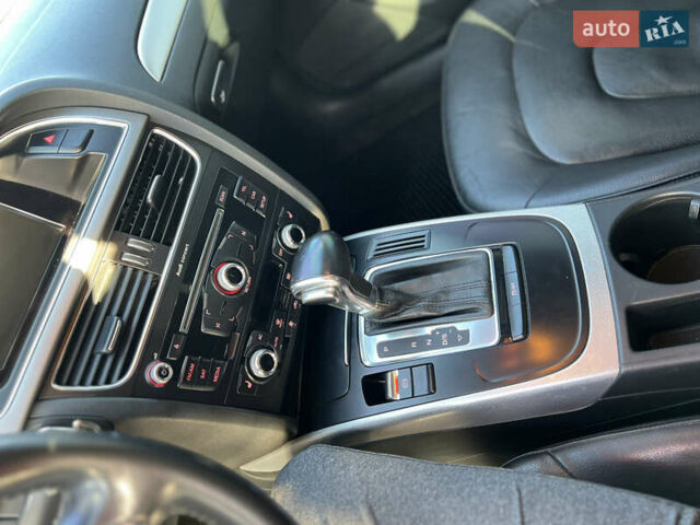 Чорний Ауді А4, об'ємом двигуна 1.98 л та пробігом 237 тис. км за 10300 $, фото 23 на Automoto.ua