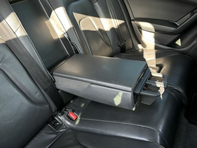 Чорний Ауді А4, об'ємом двигуна 2 л та пробігом 270 тис. км за 9850 $, фото 17 на Automoto.ua