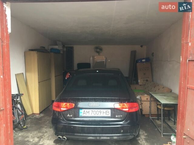 Чорний Ауді А4, об'ємом двигуна 2 л та пробігом 249 тис. км за 10000 $, фото 7 на Automoto.ua