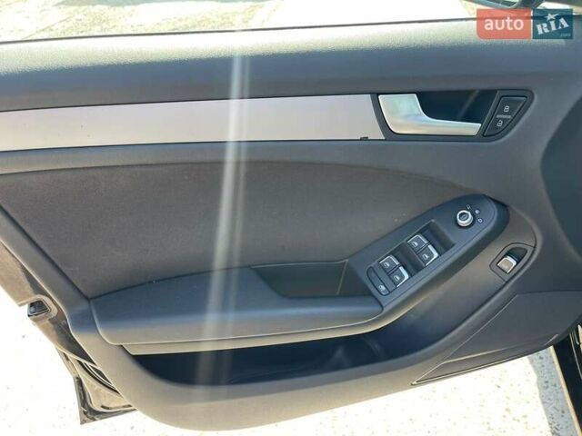 Ауді А4 2012 у Ужгороді на Automoto.ua Чорний Ауді А4, об'ємом двигуна 1.97 л та пробігом 307 тис. км за 12400 $, фото 25 на Automoto.ua