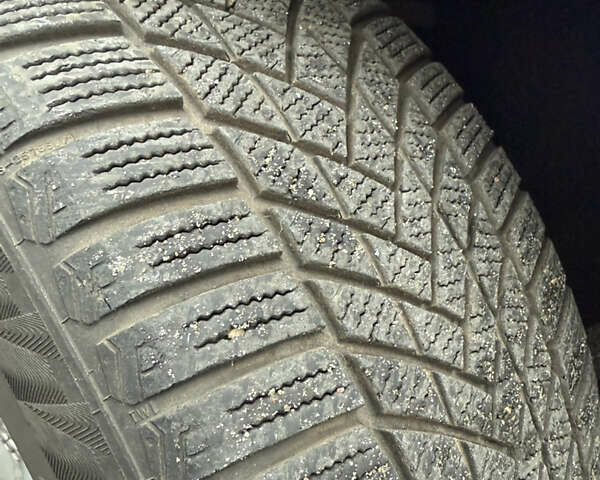 Чорний Ауді А4, об'ємом двигуна 1.98 л та пробігом 264 тис. км за 9600 $, фото 18 на Automoto.ua