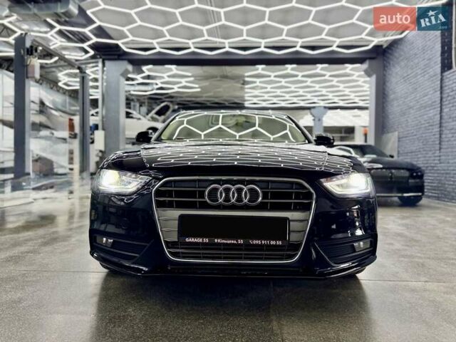 Ауди А4 2012 в Киеве на Automoto.ua Черный Ауди А4, объемом двигателя 1.98 л и пробегом 202 тыс. км за 10900 $, фото 2 на Automoto.ua