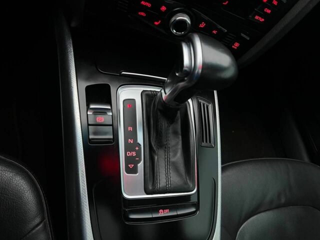 Ауди А4 2012 в Кривом Роге на Automoto.ua Черный Ауди А4, объемом двигателя 2 л и пробегом 276 тыс. км за 10400 $, фото 17 на Automoto.ua