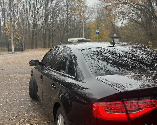 Черный Ауди А4, объемом двигателя 1.98 л и пробегом 267 тыс. км за 9200 $, фото 19 на Automoto.ua