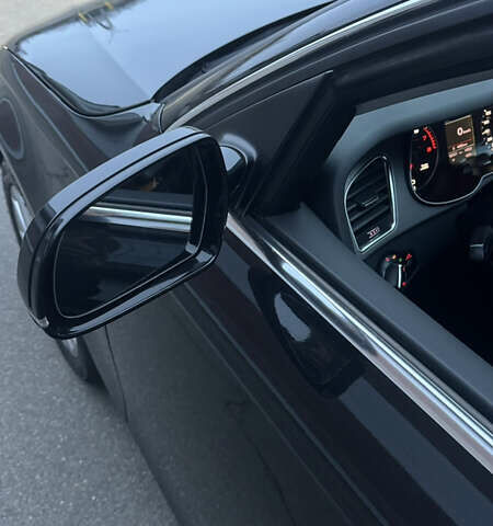 Чорний Ауді А4, об'ємом двигуна 1.98 л та пробігом 188 тис. км за 13500 $, фото 14 на Automoto.ua