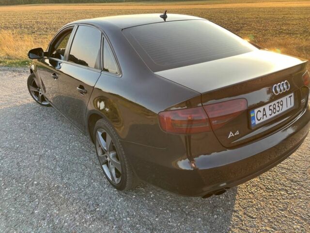 Черный Ауди А4, объемом двигателя 2 л и пробегом 307 тыс. км за 10716 $, фото 10 на Automoto.ua