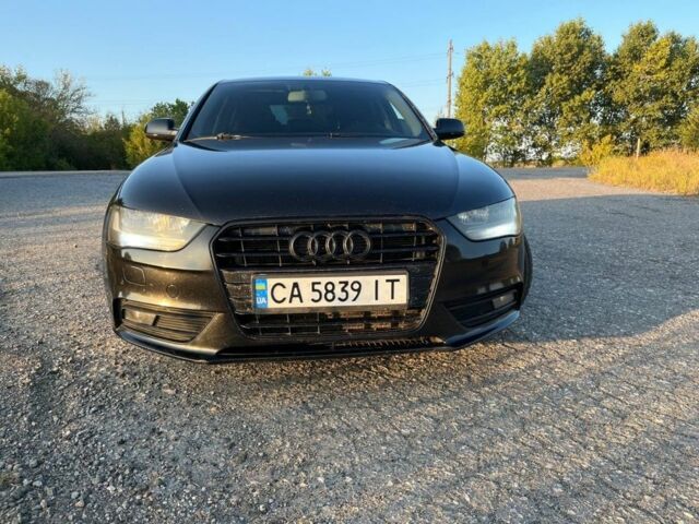 Черный Ауди А4, объемом двигателя 2 л и пробегом 307 тыс. км за 10716 $, фото 12 на Automoto.ua