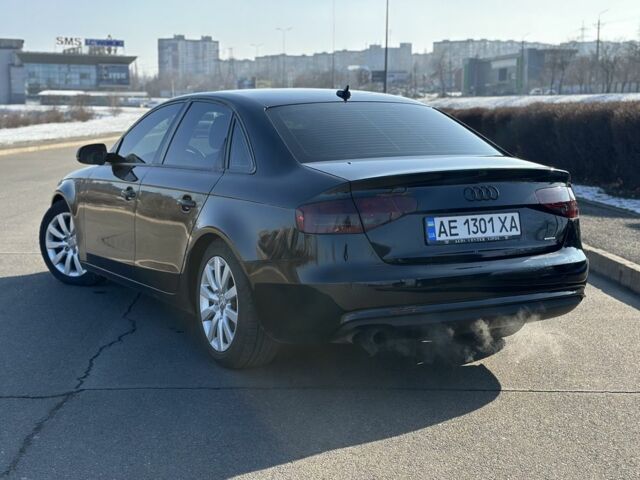 Чорний Ауді А4, об'ємом двигуна 2 л та пробігом 270 тис. км за 9850 $, фото 4 на Automoto.ua