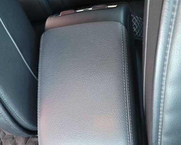 Чорний Ауді А4, об'ємом двигуна 1.98 л та пробігом 119 тис. км за 12500 $, фото 16 на Automoto.ua