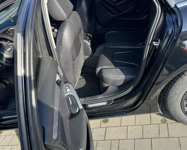 Чорний Ауді А4, об'ємом двигуна 1.98 л та пробігом 237 тис. км за 10300 $, фото 26 на Automoto.ua