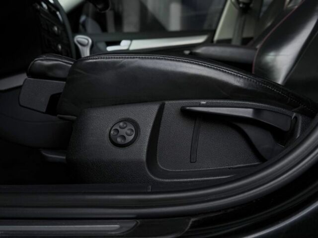 Чорний Ауді А4, об'ємом двигуна 1.8 л та пробігом 284 тис. км за 9200 $, фото 18 на Automoto.ua