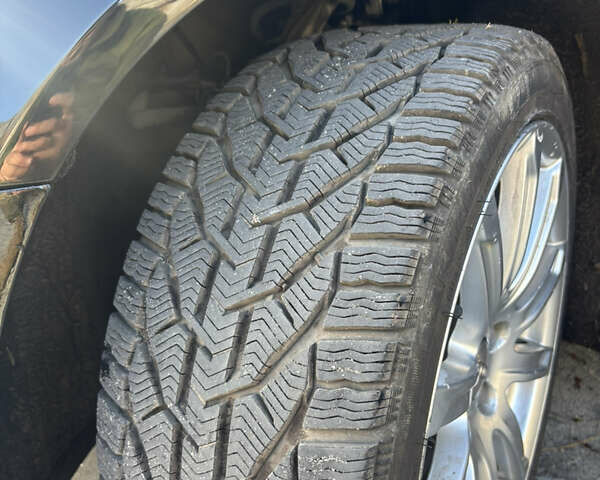 Черный Ауди А4, объемом двигателя 1.98 л и пробегом 191 тыс. км за 10500 $, фото 14 на Automoto.ua