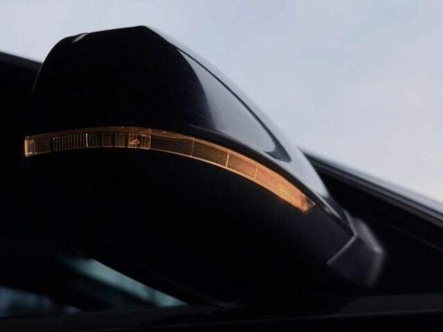 Чорний Ауді А4, об'ємом двигуна 1.8 л та пробігом 284 тис. км за 9200 $, фото 12 на Automoto.ua