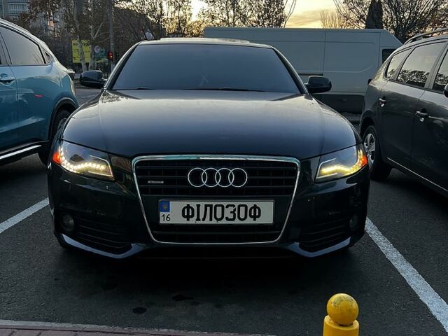 Чорний Ауді А4, об'ємом двигуна 2 л та пробігом 221 тис. км за 9500 $, фото 1 на Automoto.ua