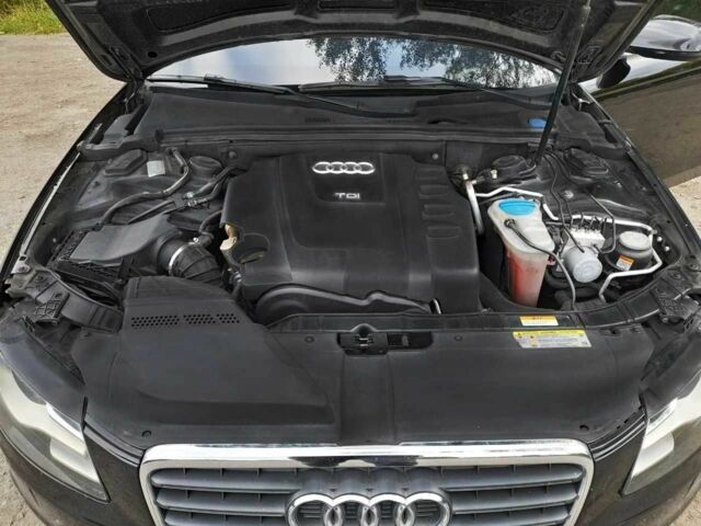 Черный Ауди А4, объемом двигателя 2 л и пробегом 204 тыс. км за 8650 $, фото 12 на Automoto.ua