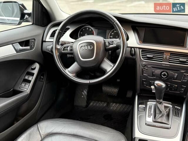 Чорний Ауді А4, об'ємом двигуна 1.98 л та пробігом 131 тис. км за 9900 $, фото 7 на Automoto.ua