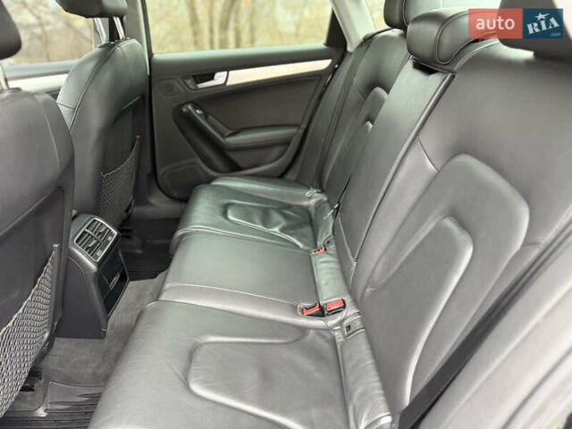 Черный Ауди А4, объемом двигателя 2 л и пробегом 175 тыс. км за 12900 $, фото 19 на Automoto.ua