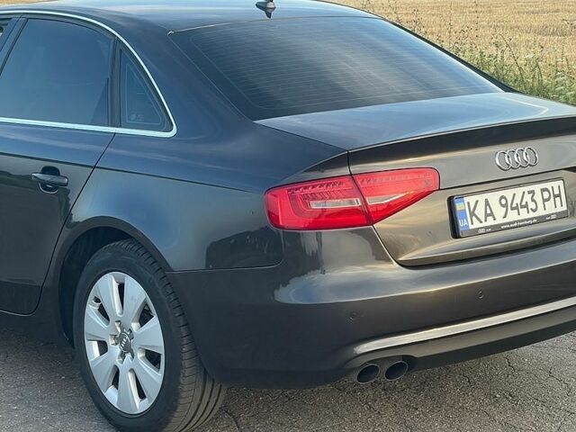 Черный Ауди А4, объемом двигателя 1.97 л и пробегом 225 тыс. км за 12700 $, фото 2 на Automoto.ua
