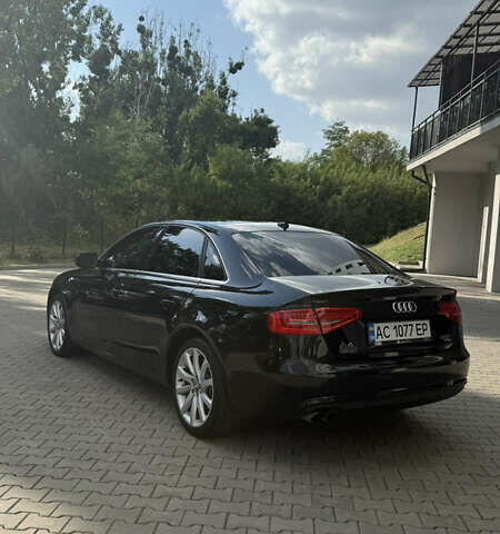 Черный Ауди А4, объемом двигателя 2 л и пробегом 230 тыс. км за 12200 $, фото 5 на Automoto.ua