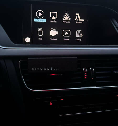 Чорний Ауді А4, об'ємом двигуна 1.98 л та пробігом 188 тис. км за 13500 $, фото 11 на Automoto.ua