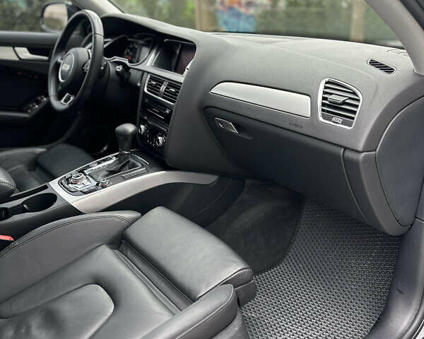 Черный Ауди А4, объемом двигателя 2 л и пробегом 257 тыс. км за 13500 $, фото 23 на Automoto.ua