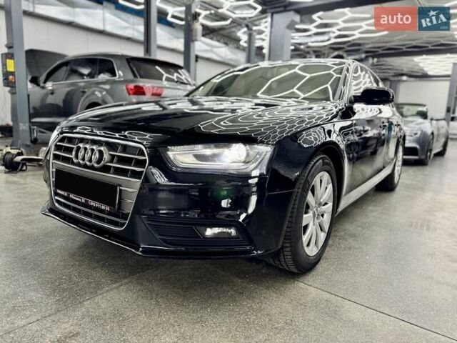 Ауди А4 2012 в Киеве на Automoto.ua Черный Ауди А4, объемом двигателя 1.98 л и пробегом 202 тыс. км за 10900 $, фото 3 на Automoto.ua