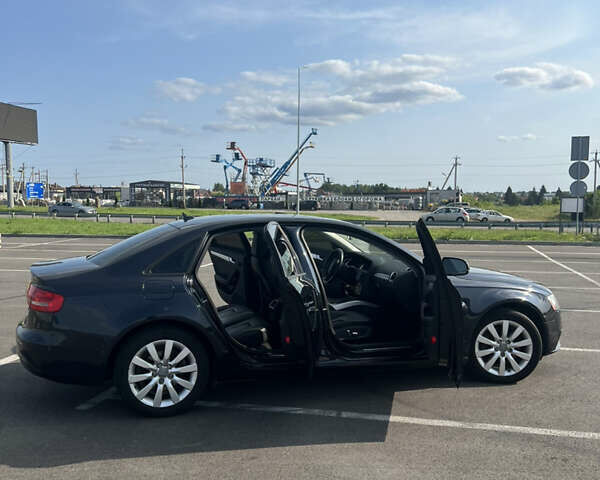 Черный Ауди А4, объемом двигателя 2 л и пробегом 223 тыс. км за 10900 $, фото 15 на Automoto.ua