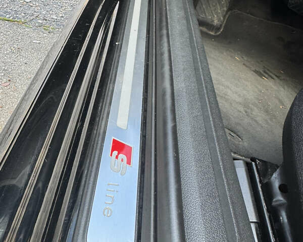 Ауді А4 2013 у Харкові на Automoto.ua Чорний Ауді А4, об'ємом двигуна 1.98 л та пробігом 230 тис. км за 10999 $, фото 16 на Automoto.ua