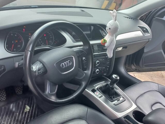 Чорний Ауді А4, об'ємом двигуна 0 л та пробігом 212 тис. км за 8300 $, фото 11 на Automoto.ua